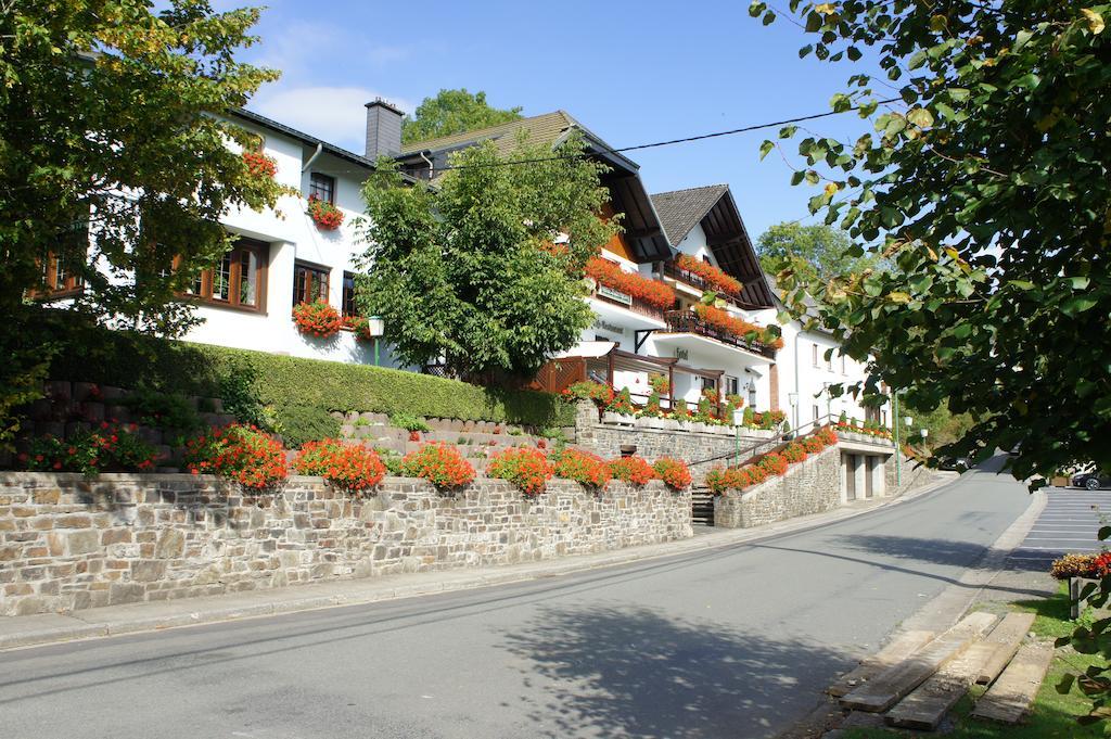 Hotel Rittersprung Ouren Екстер'єр фото