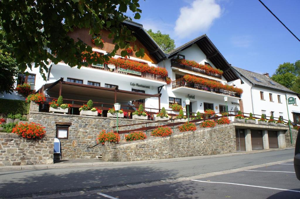 Hotel Rittersprung Ouren Екстер'єр фото