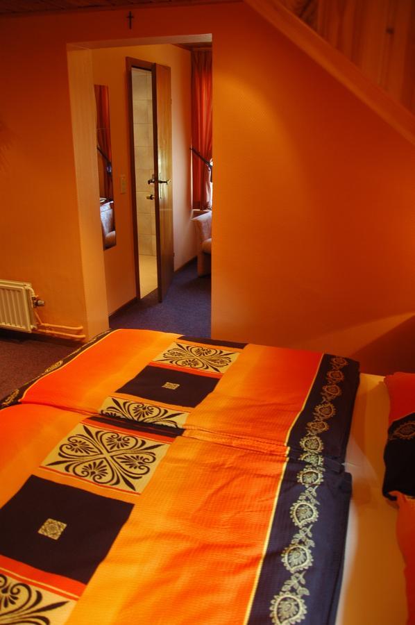 Hotel Rittersprung Ouren Екстер'єр фото