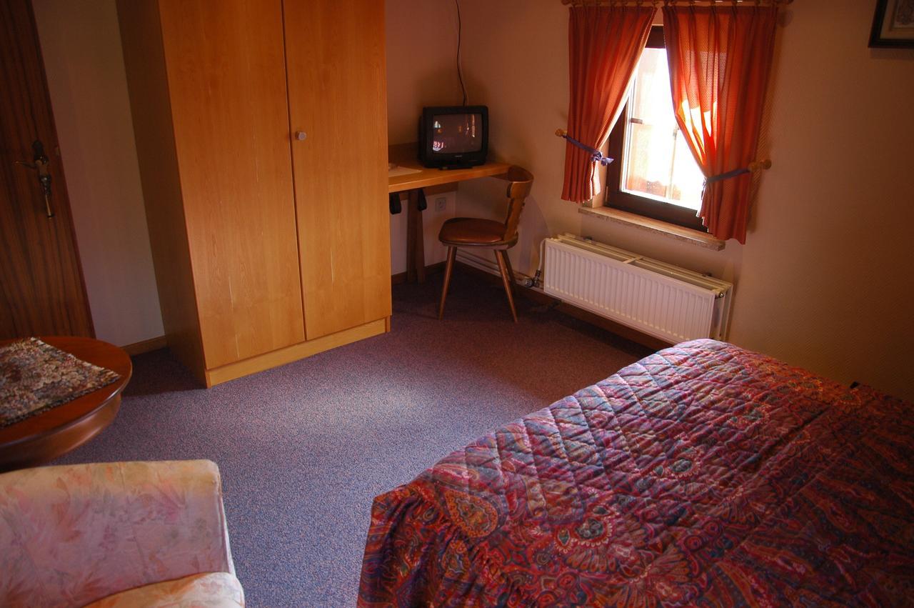 Hotel Rittersprung Ouren Екстер'єр фото