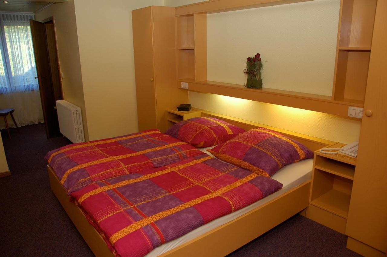 Hotel Rittersprung Ouren Екстер'єр фото