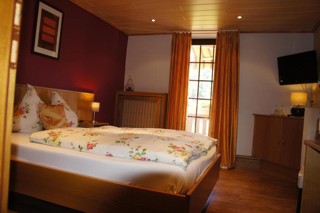 Hotel Rittersprung Ouren Екстер'єр фото