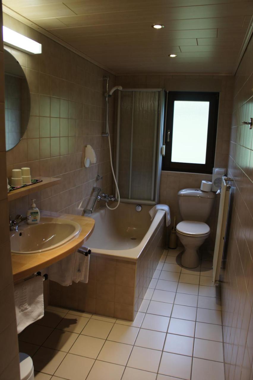 Hotel Rittersprung Ouren Екстер'єр фото