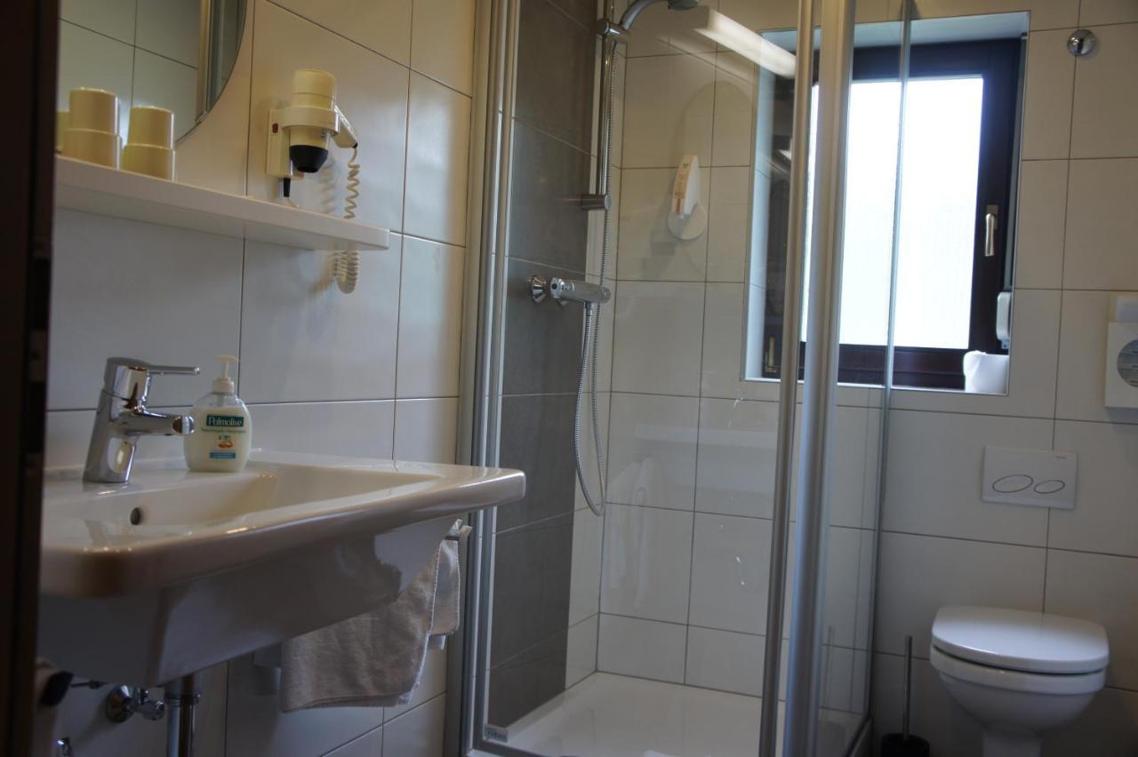 Hotel Rittersprung Ouren Екстер'єр фото