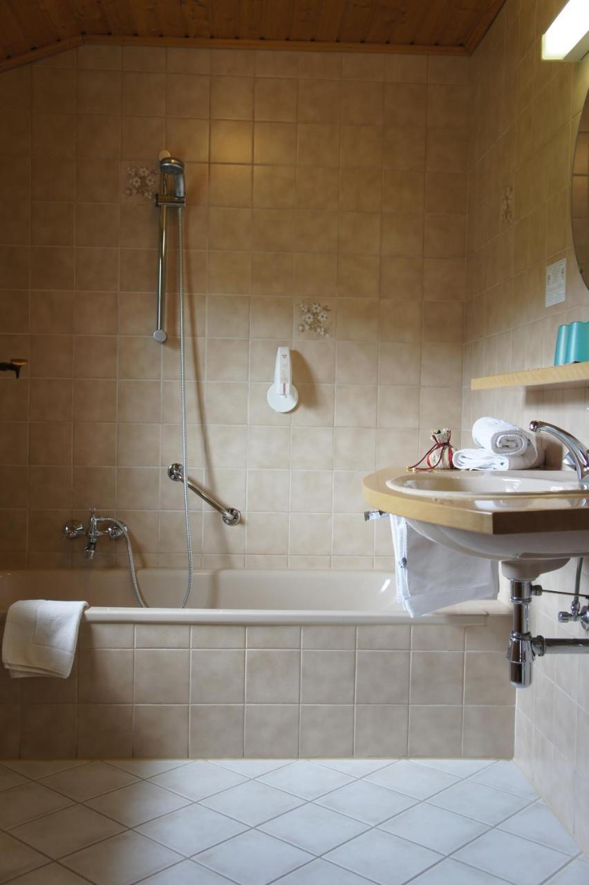 Hotel Rittersprung Ouren Екстер'єр фото